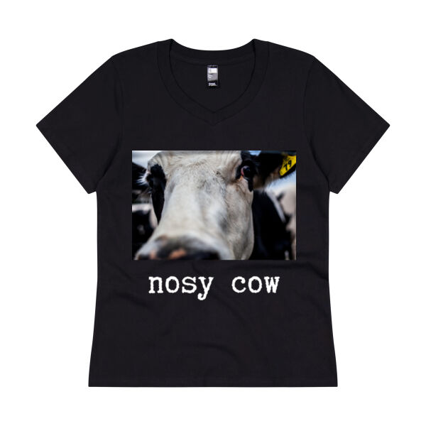 nosy cow Thumbnail